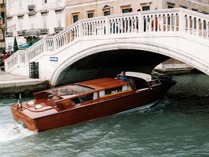 Water Taxi Veneciano
